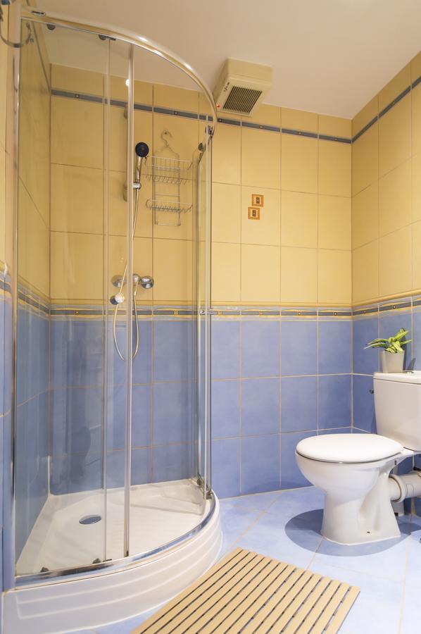 Modern Apartments Opatovicka Прага Екстериор снимка