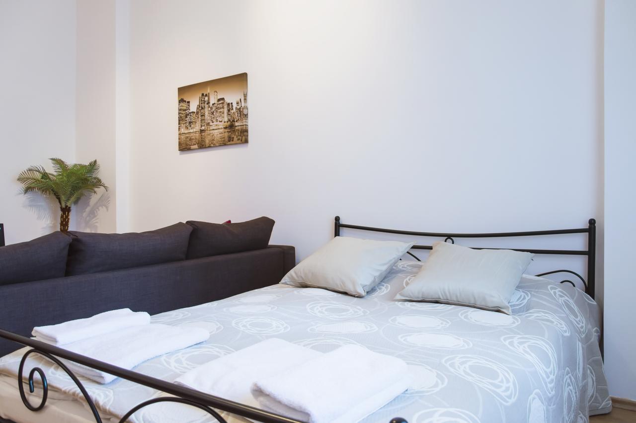 Modern Apartments Opatovicka Прага Екстериор снимка