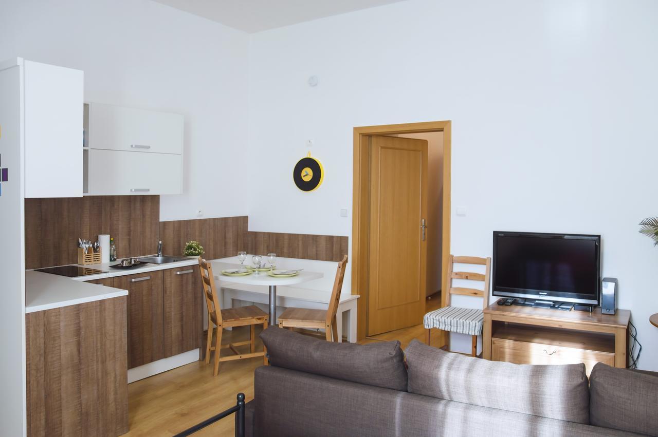 Modern Apartments Opatovicka Прага Екстериор снимка