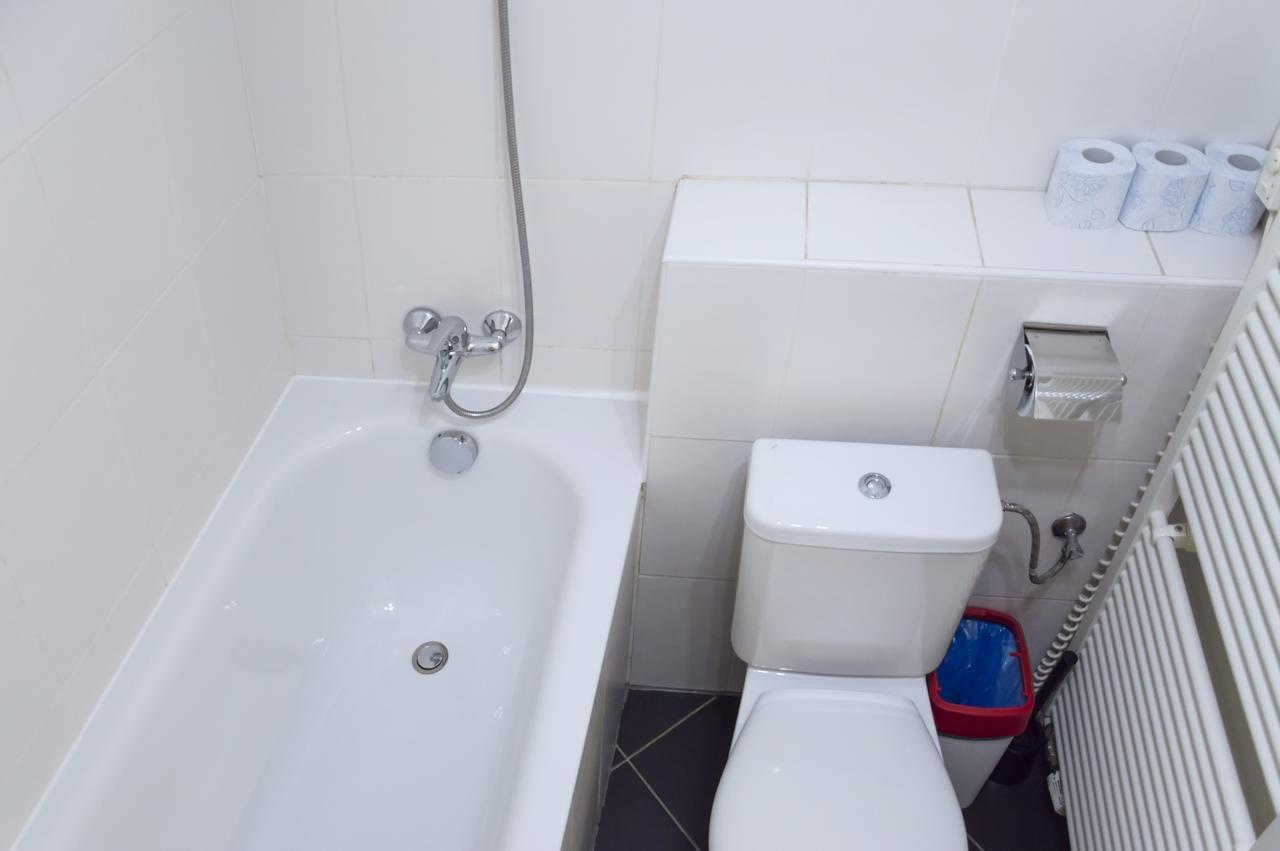 Modern Apartments Opatovicka Прага Екстериор снимка